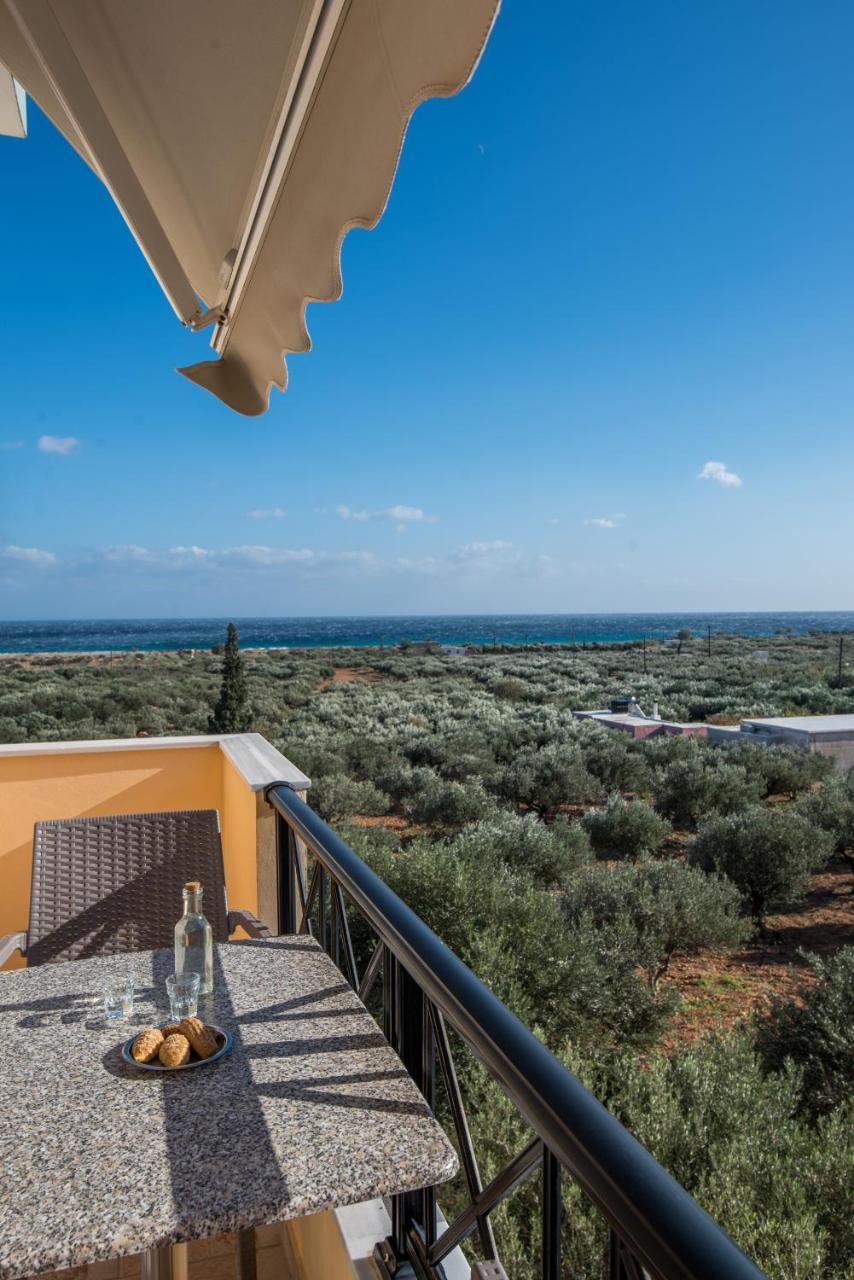 קסרוקמפוס Faros Apartments מראה חיצוני תמונה