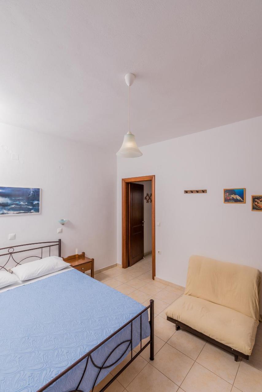 קסרוקמפוס Faros Apartments מראה חיצוני תמונה