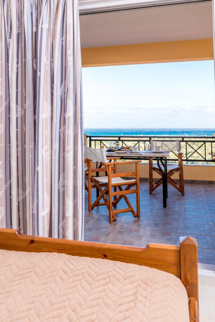 קסרוקמפוס Faros Apartments מראה חיצוני תמונה