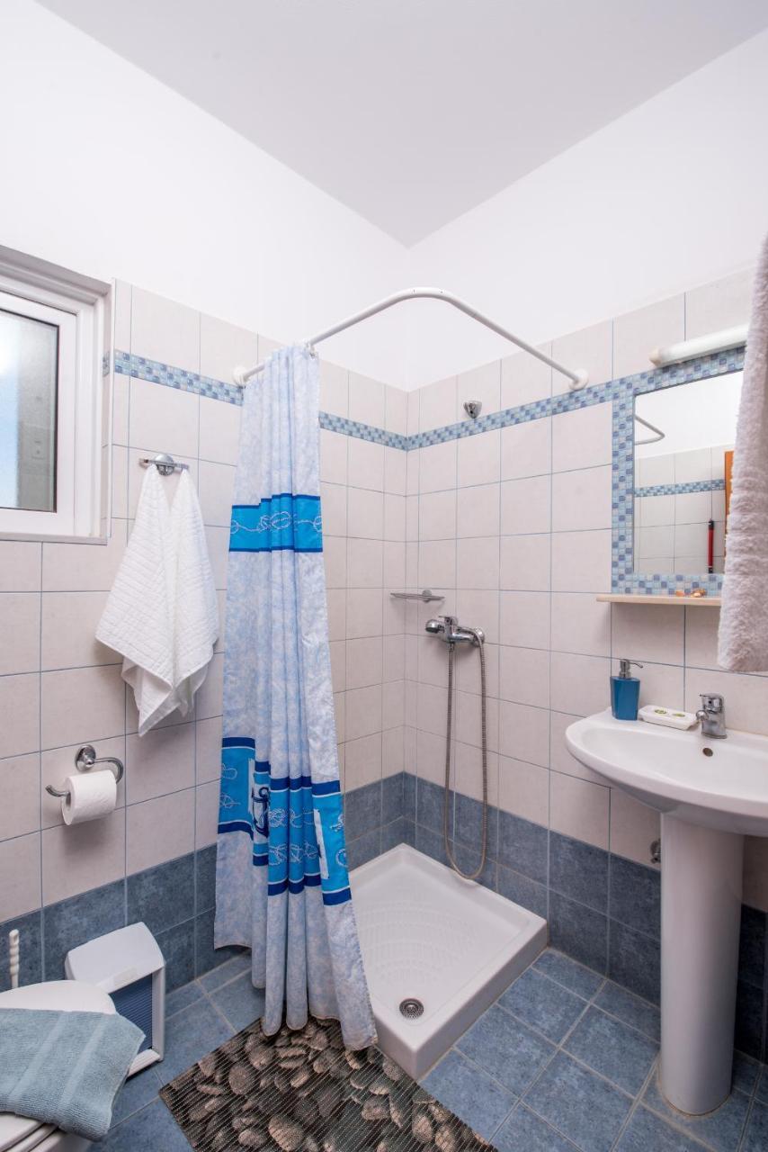 קסרוקמפוס Faros Apartments מראה חיצוני תמונה