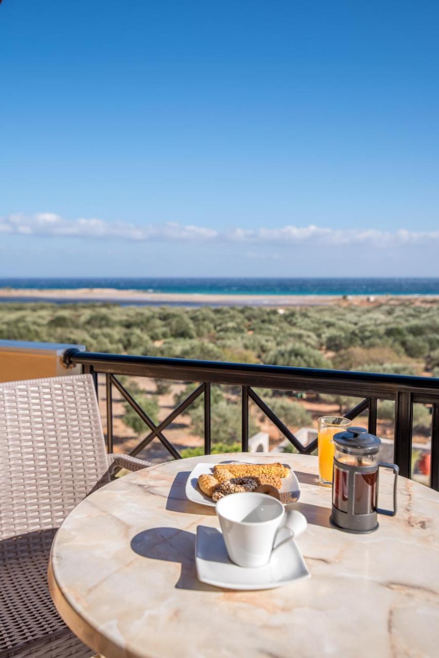 קסרוקמפוס Faros Apartments מראה חיצוני תמונה