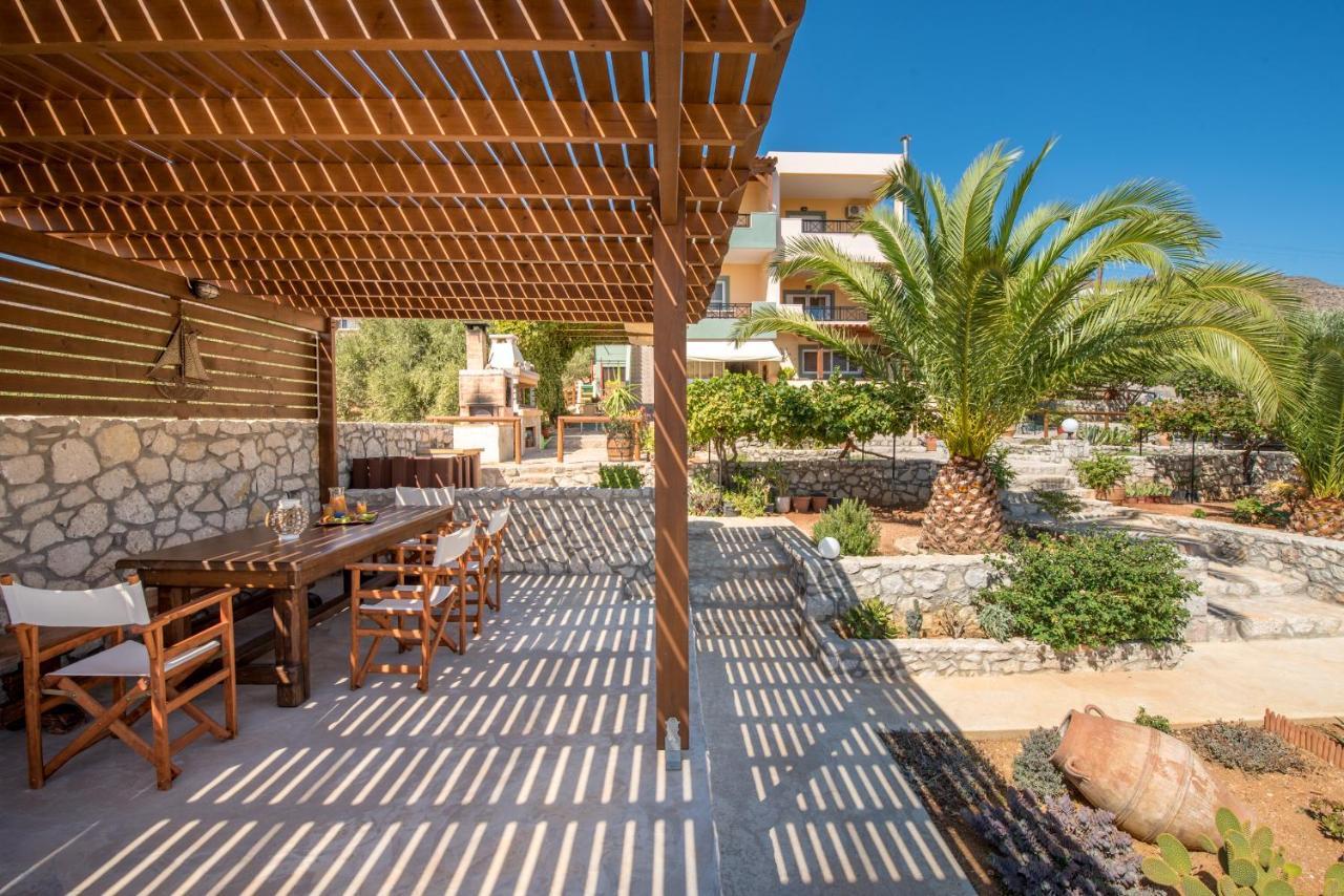 קסרוקמפוס Faros Apartments מראה חיצוני תמונה