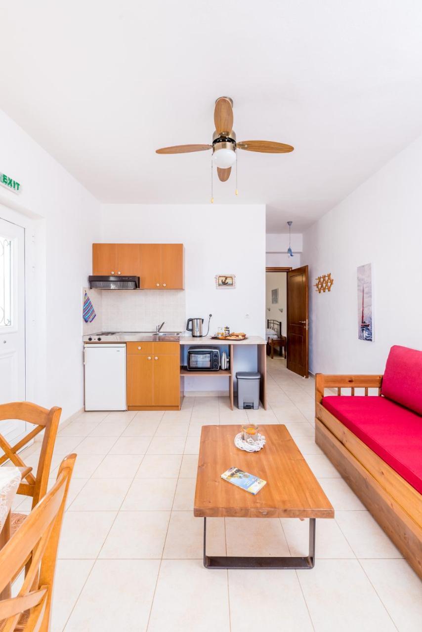 קסרוקמפוס Faros Apartments מראה חיצוני תמונה