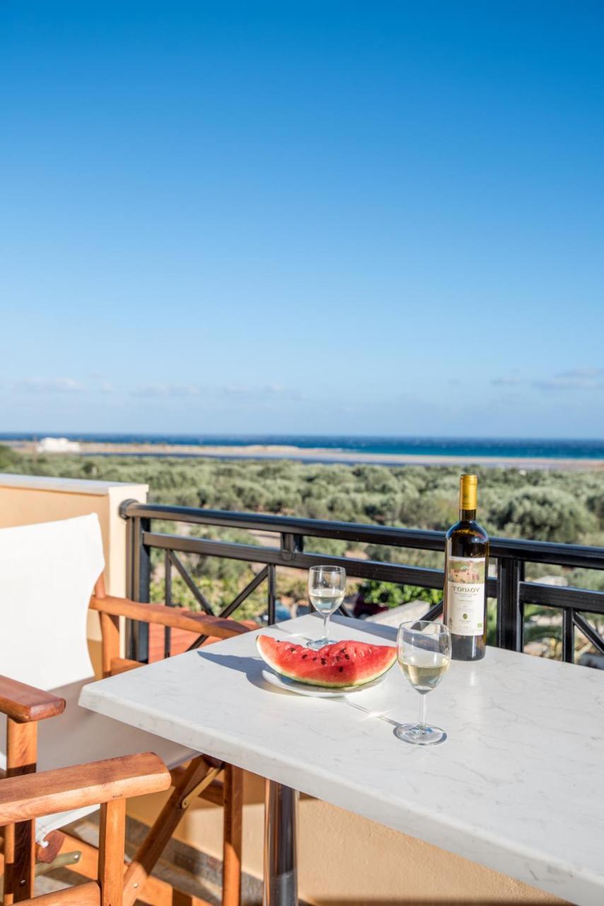 קסרוקמפוס Faros Apartments מראה חיצוני תמונה
