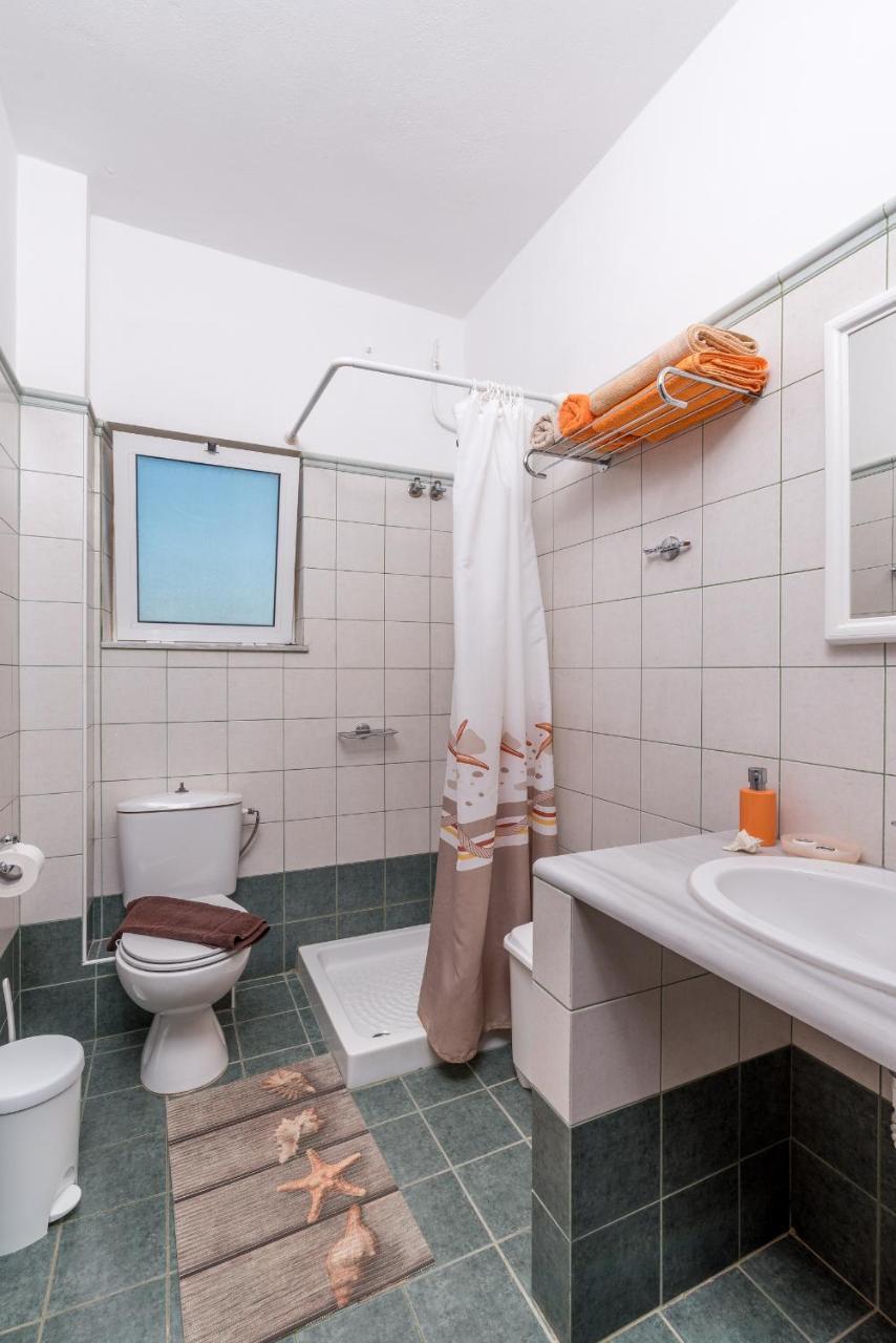 קסרוקמפוס Faros Apartments מראה חיצוני תמונה